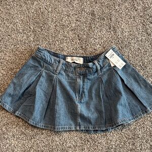 Hollister Blue Pleated Denim Skirt